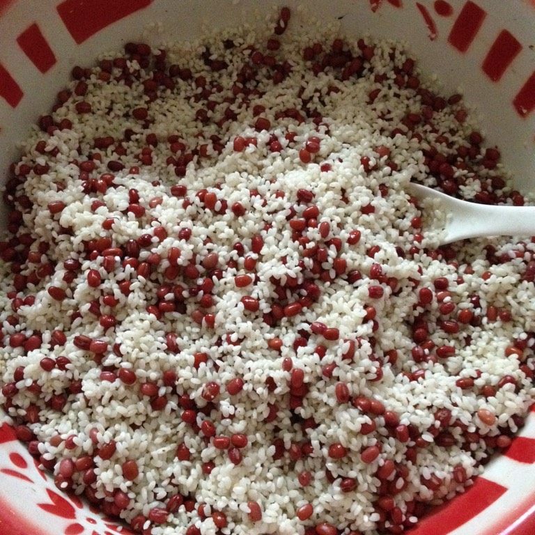 Bacon and red bean rice dumplings