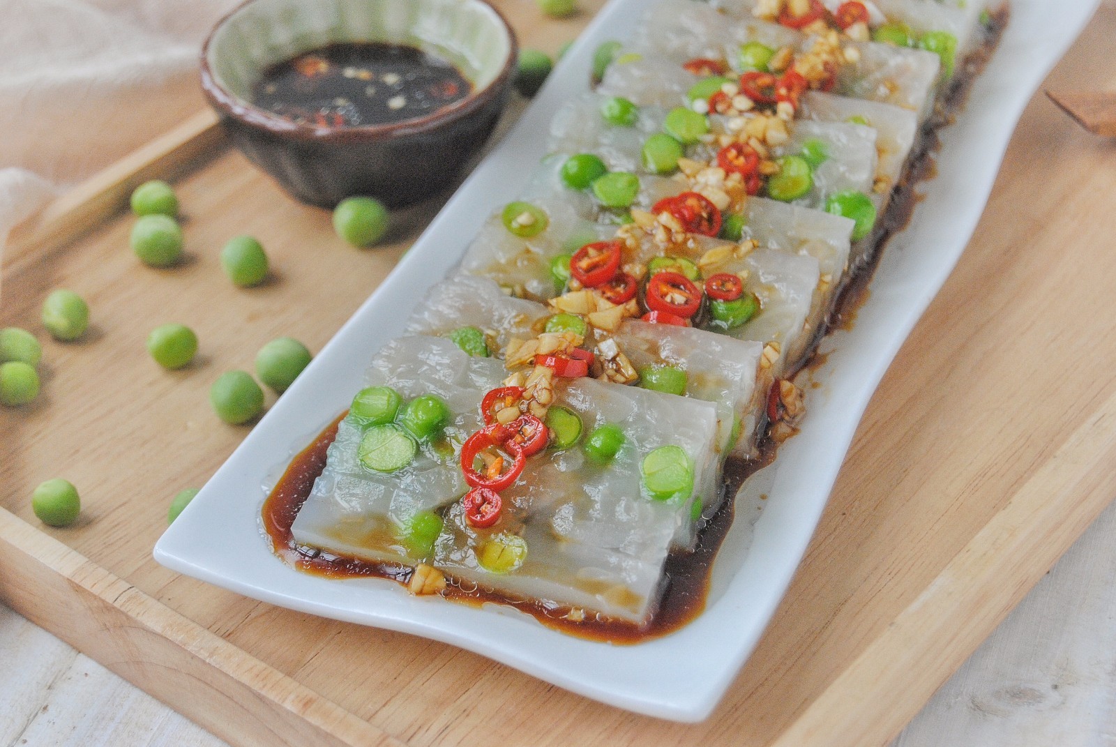 Pea and pork rind jelly