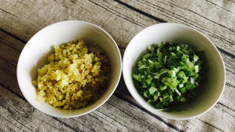 Hometown style dumplings, three delicacies filling dumplings