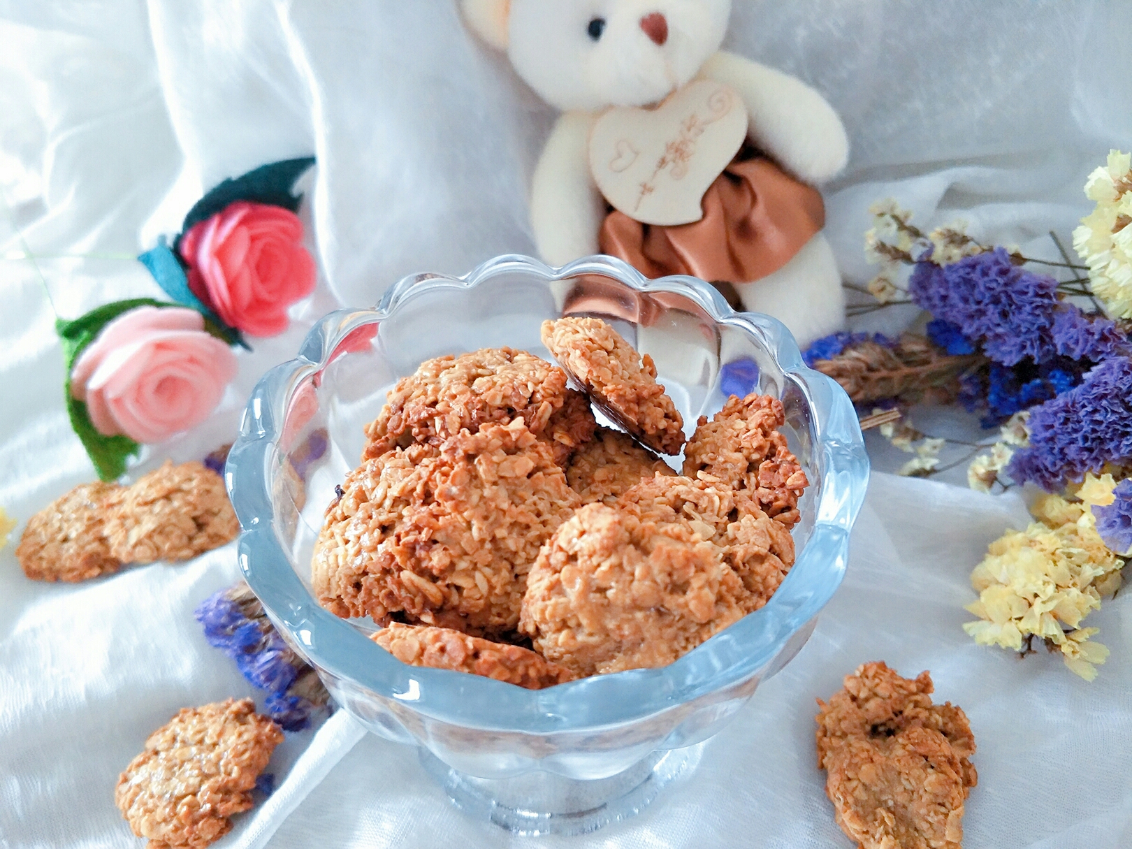 Low Sugar Oil-Free Oatmeal Cookies