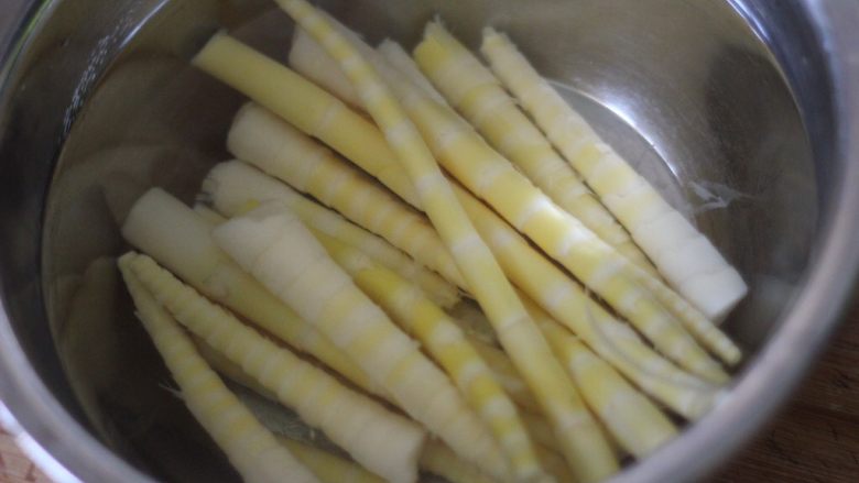 Red oil bamboo shoots, I love this spicy one