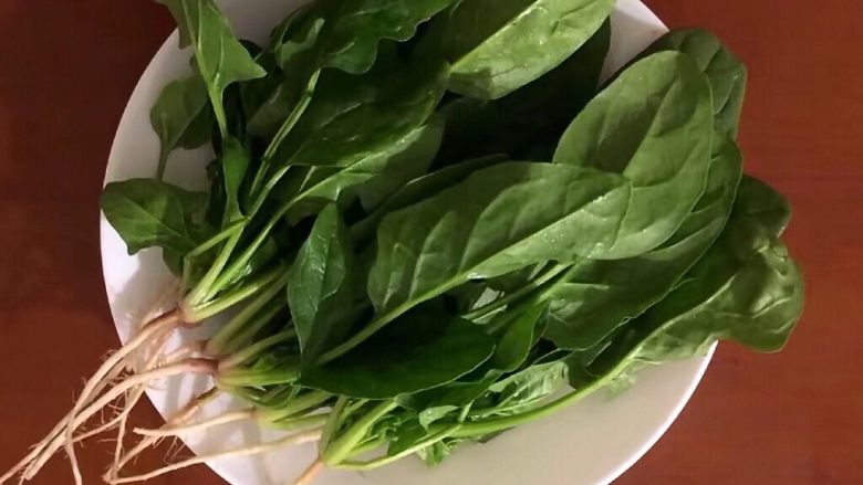 thinMeat and spinach stew