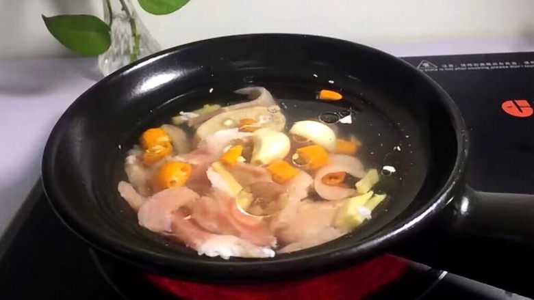 Lean Pork and Spinach Stew