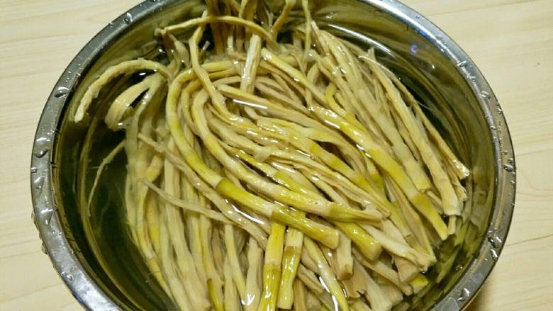 Stir-fried dried bamboo shoots