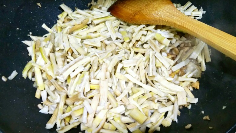 Stir-fried dried bamboo shoots