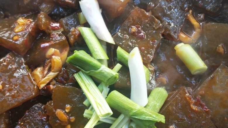 Menying Baifu Spicy Stir-fried Garlic Sprouts