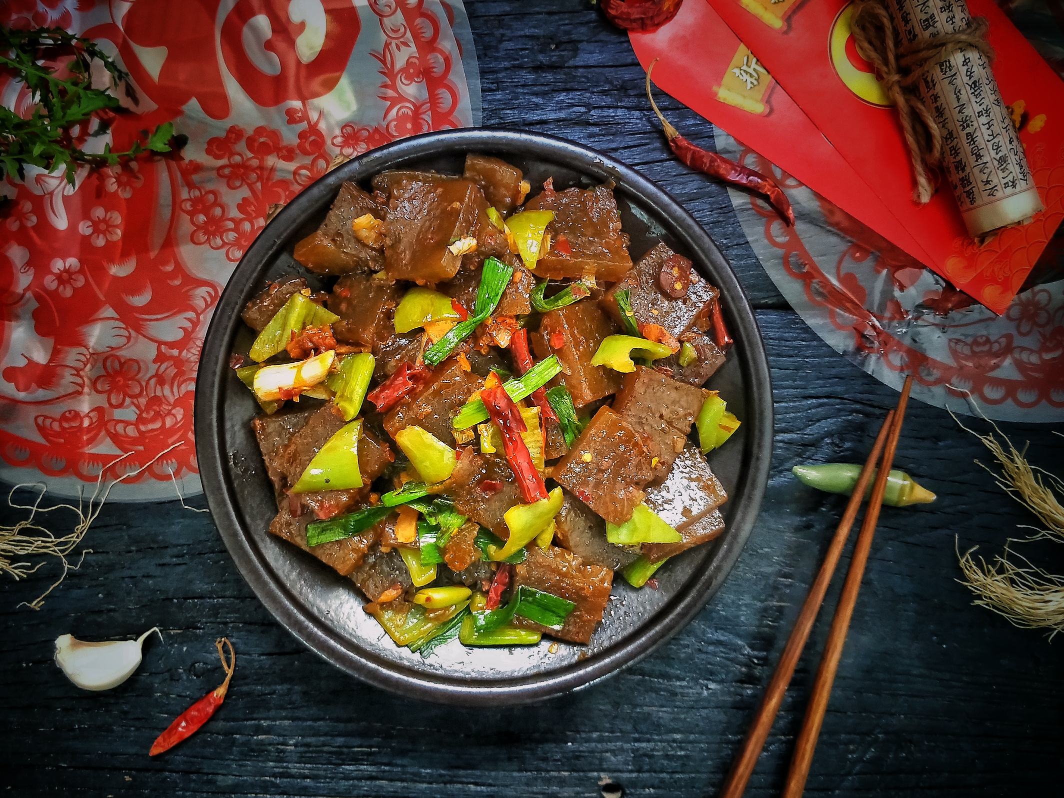 Menying Baifu Stir-fried Spicy Garlic Sprouts