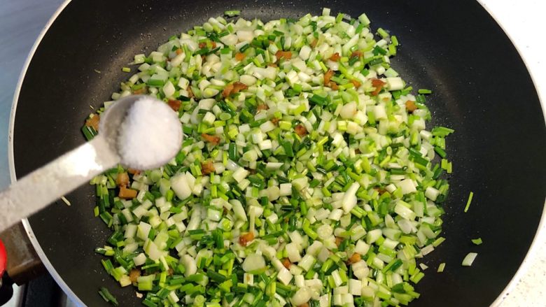 Buckwheat scrambled eggs