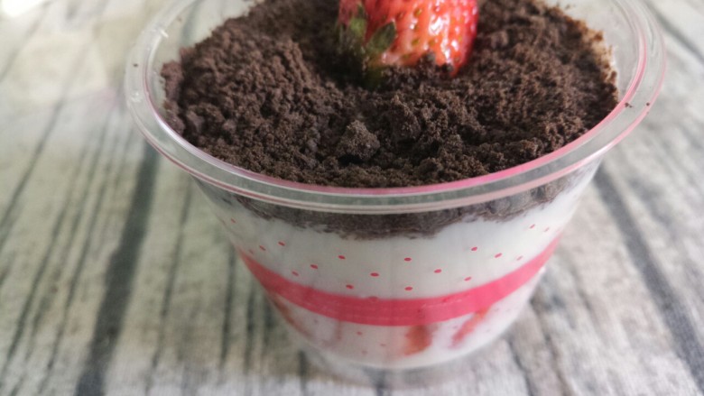 Strawberry Oreo Yogurt Potted Plant