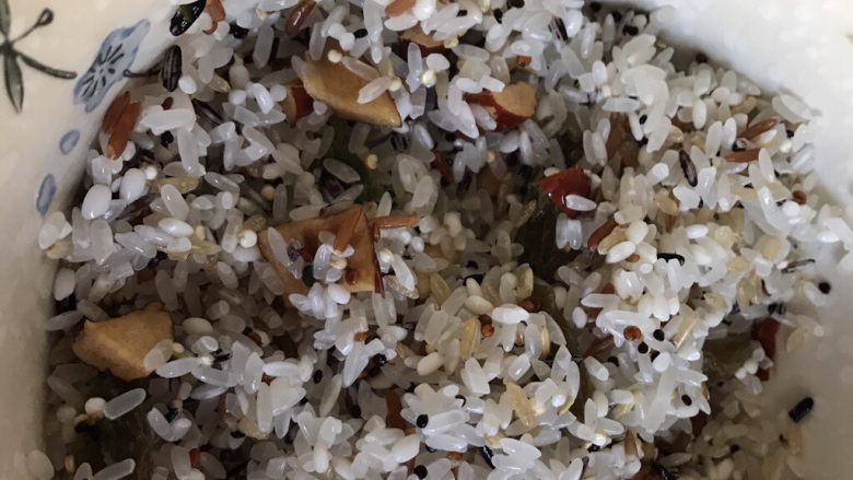 Pumpkin multi-grain rice for one person