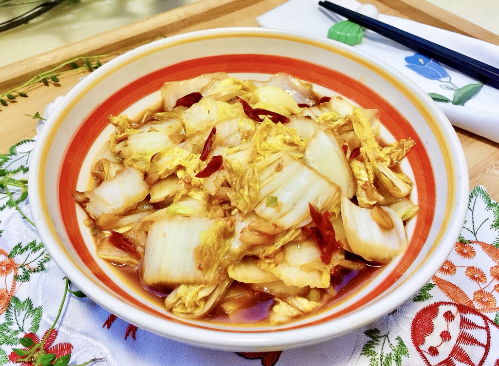 Spicy, sour, crisp, tender and juicy ➕Hot and sour cabbage with garlic paste