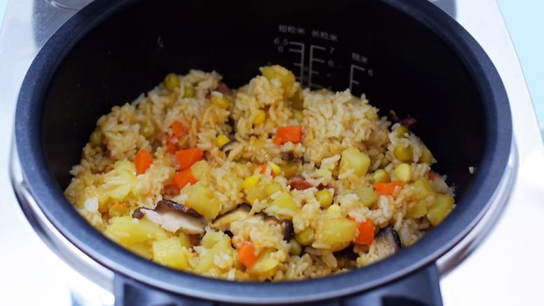 Potato and Sausage Braised Rice