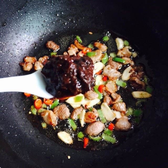 Stir-fried organic cauliflower