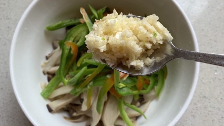 Hand-shreded king oyster mushrooms