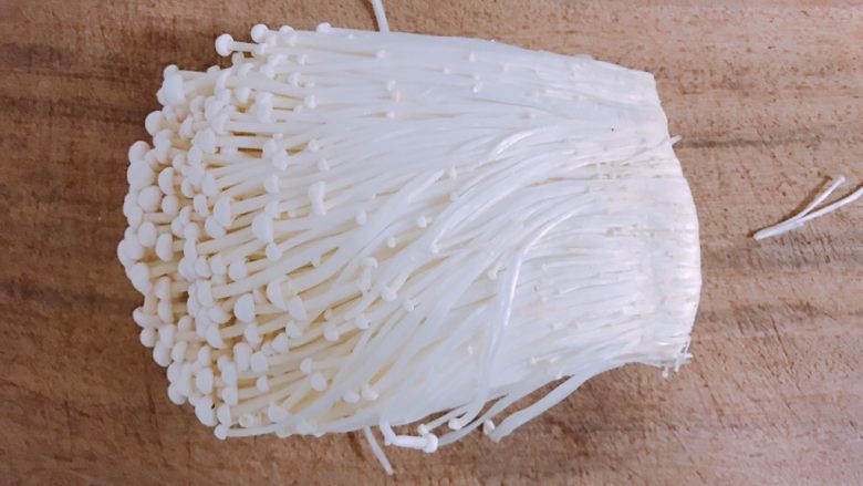 Tin foil enoki mushrooms (oven version)