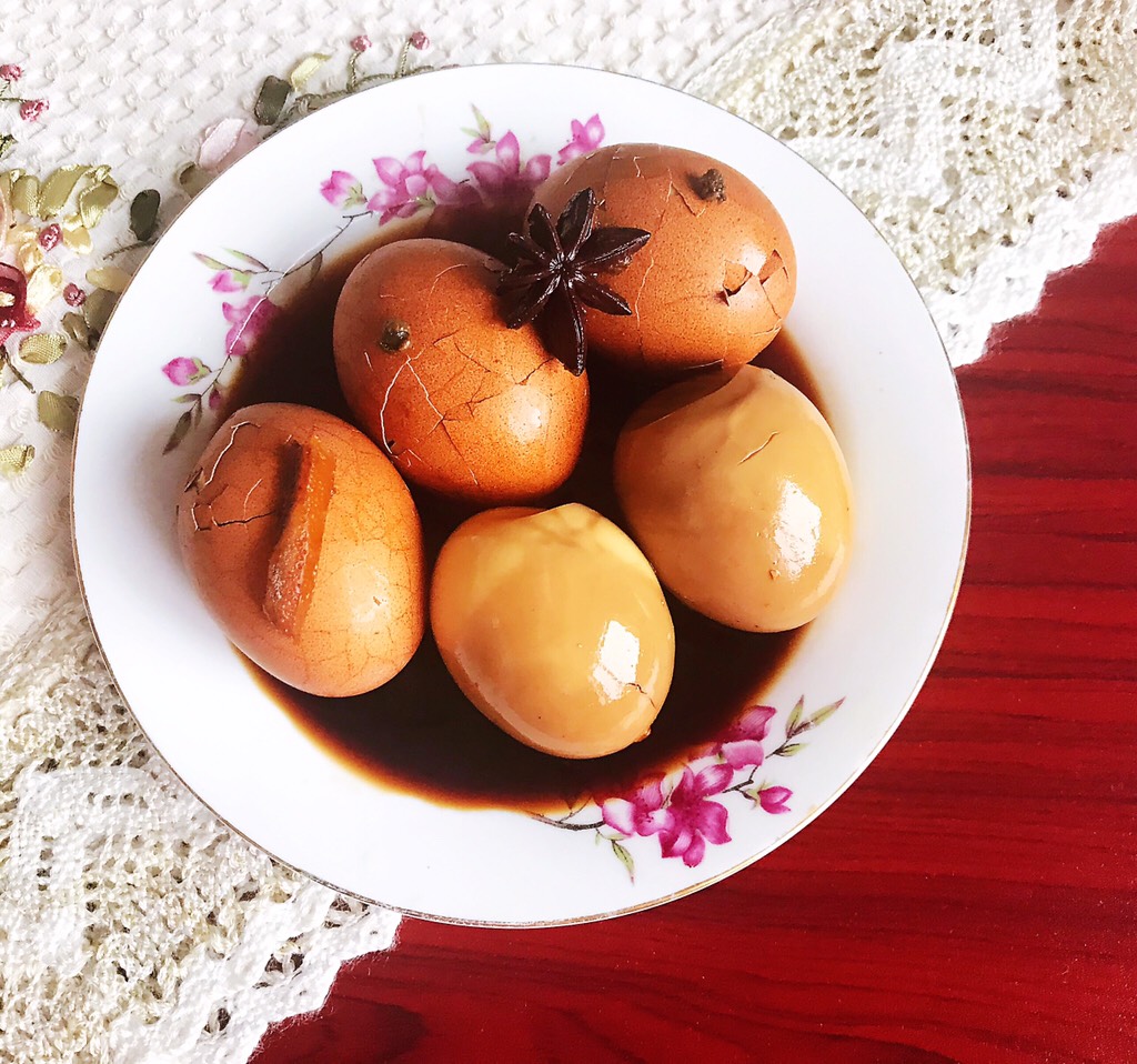 Homemade five-spice tea eggs