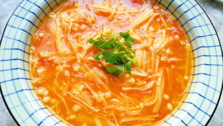 Winter Warm Vegetables Tomato Enoki Mushroom Soup