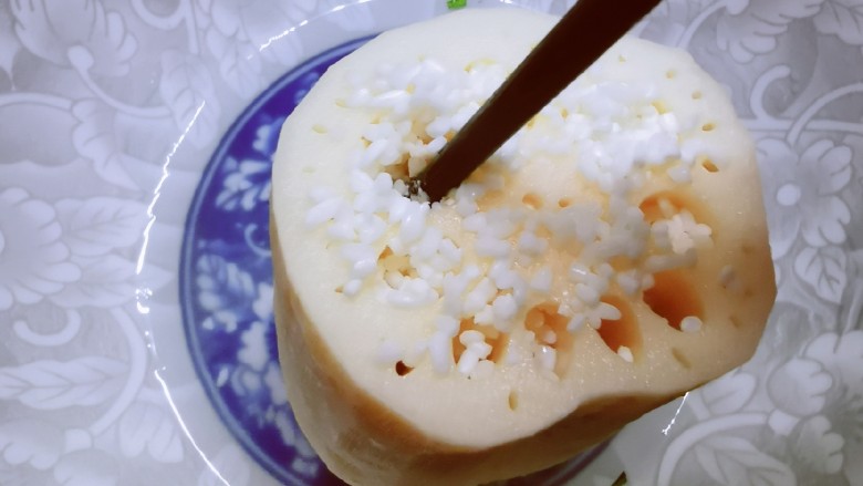 Osmanthus sugar lotus root