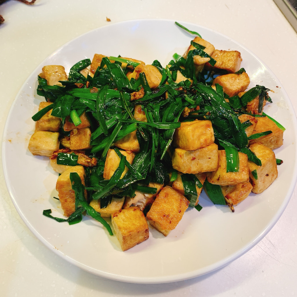 Stir-fried Tofu with Chives