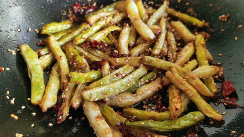 Dry Stir-fried Kidney Beans