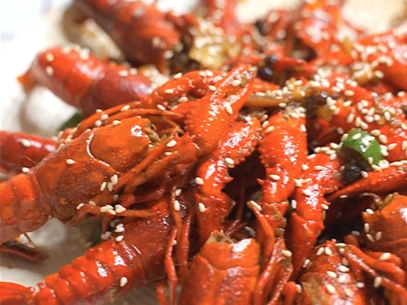 Stir-fried crayfish