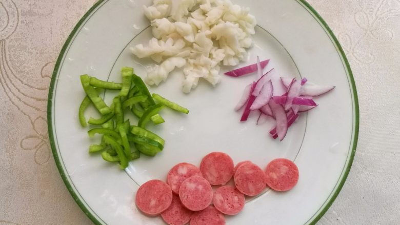 Cuttlefish hot dog and cheese pizza