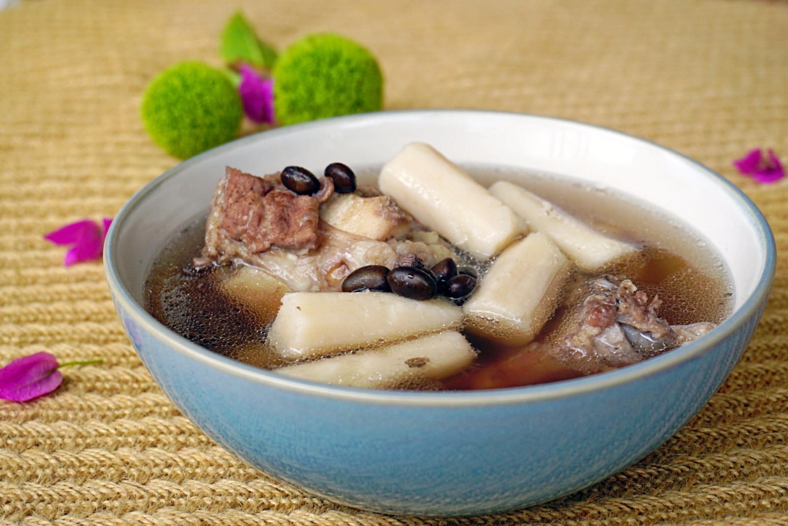 Yam and black bean nourishing soup