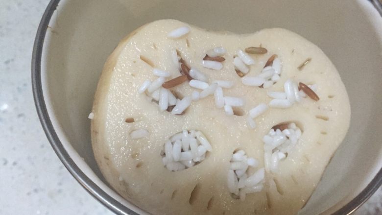 glutinous rice lotus root