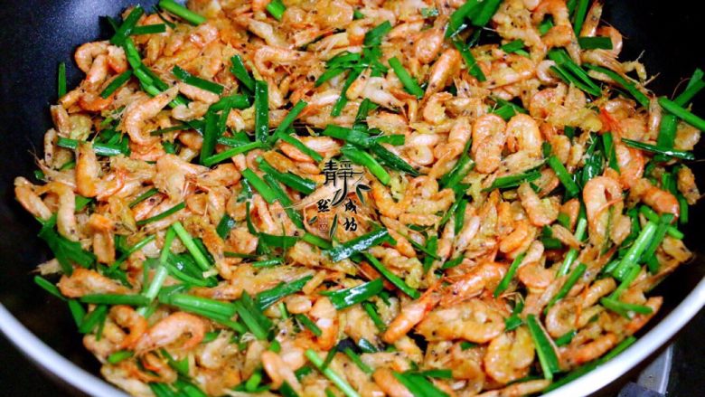 Exclusive Fried River Shrimp with Chives