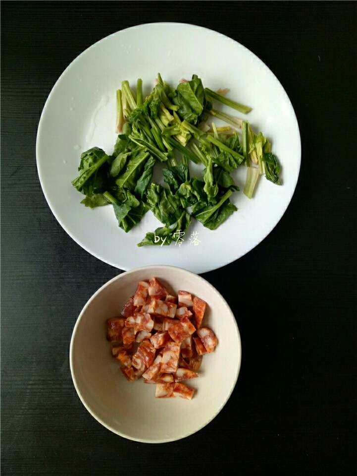 Fragrant pot fried noodles