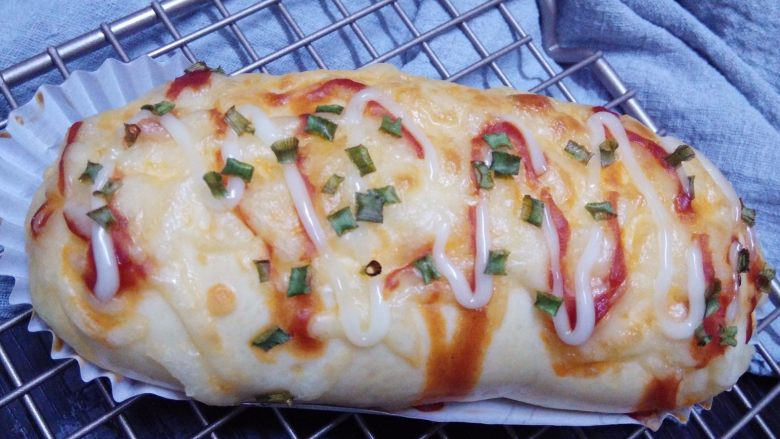 Chive cheese bread