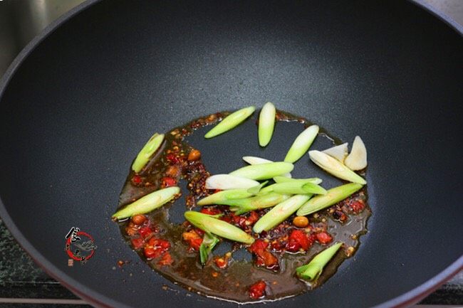 Spicy twice-cooked pork with rice