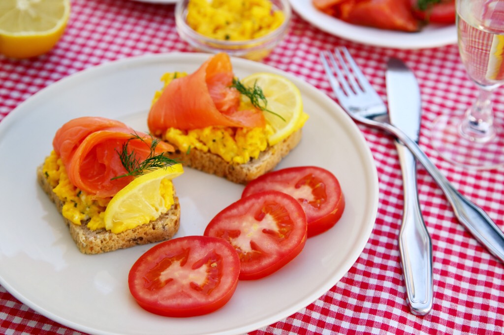 salmon egg sandwich