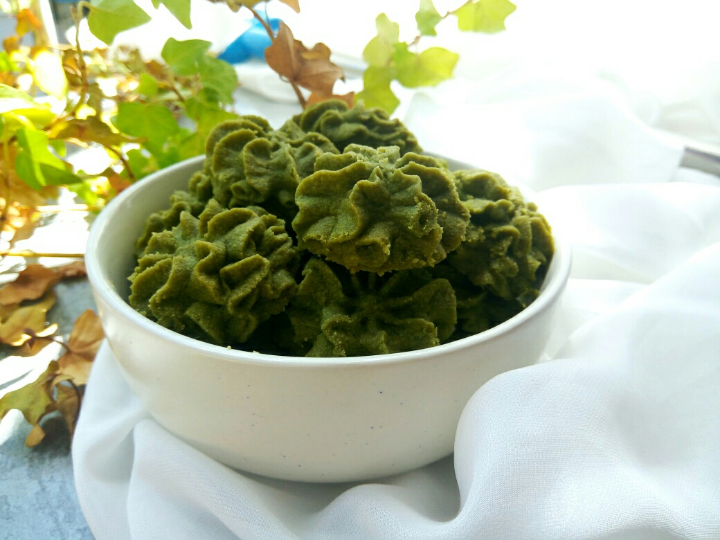 Cloud Matcha Cookies