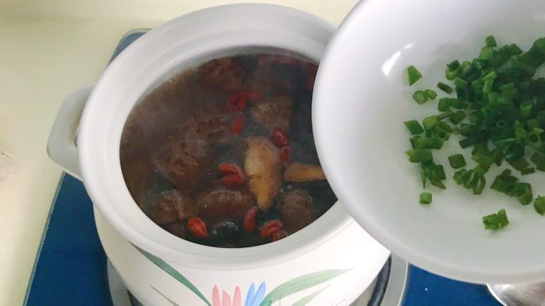 Matsutake, Mushroom, Wolfberry and Pork Ribs Soup