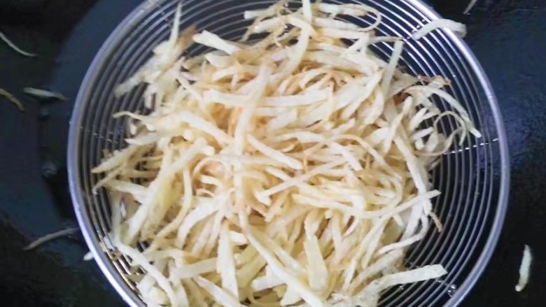 Dry Stir-fried Potato Shreds