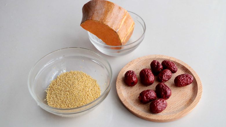 Pumpkin, red dates and millet porridge (health)