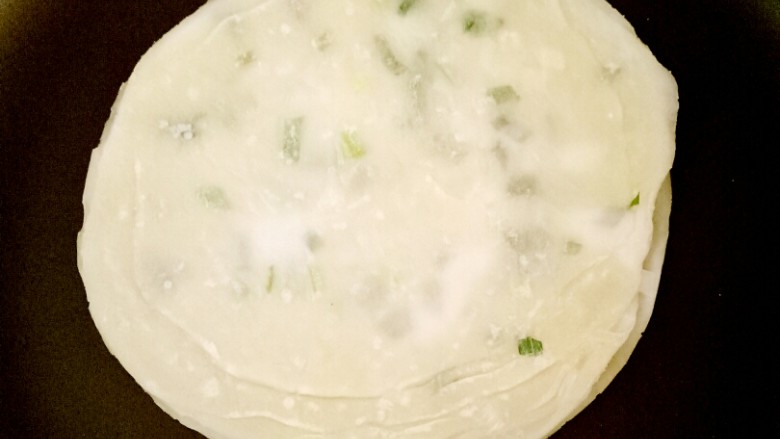 Crispy Dumpling Skin Scallion Pancake