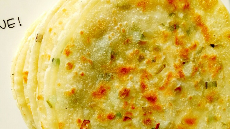 Crispy dumpling skin scallion pancake