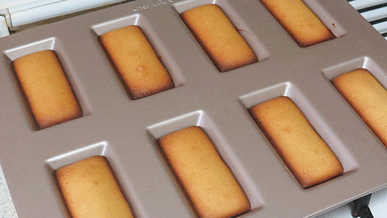 Teacher Kojima's classic Financier cake