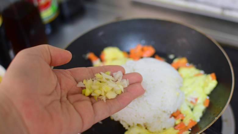 Cucumber and Egg Fried Rice