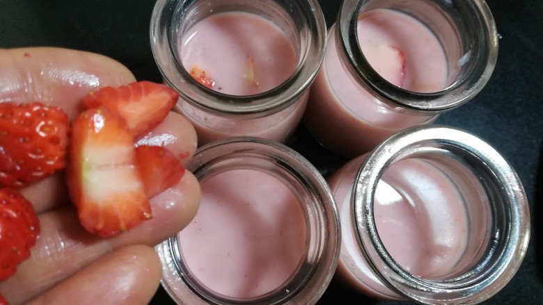 Strawberry Pudding