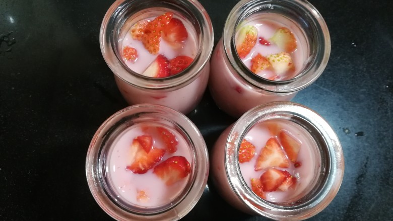 Strawberry Pudding