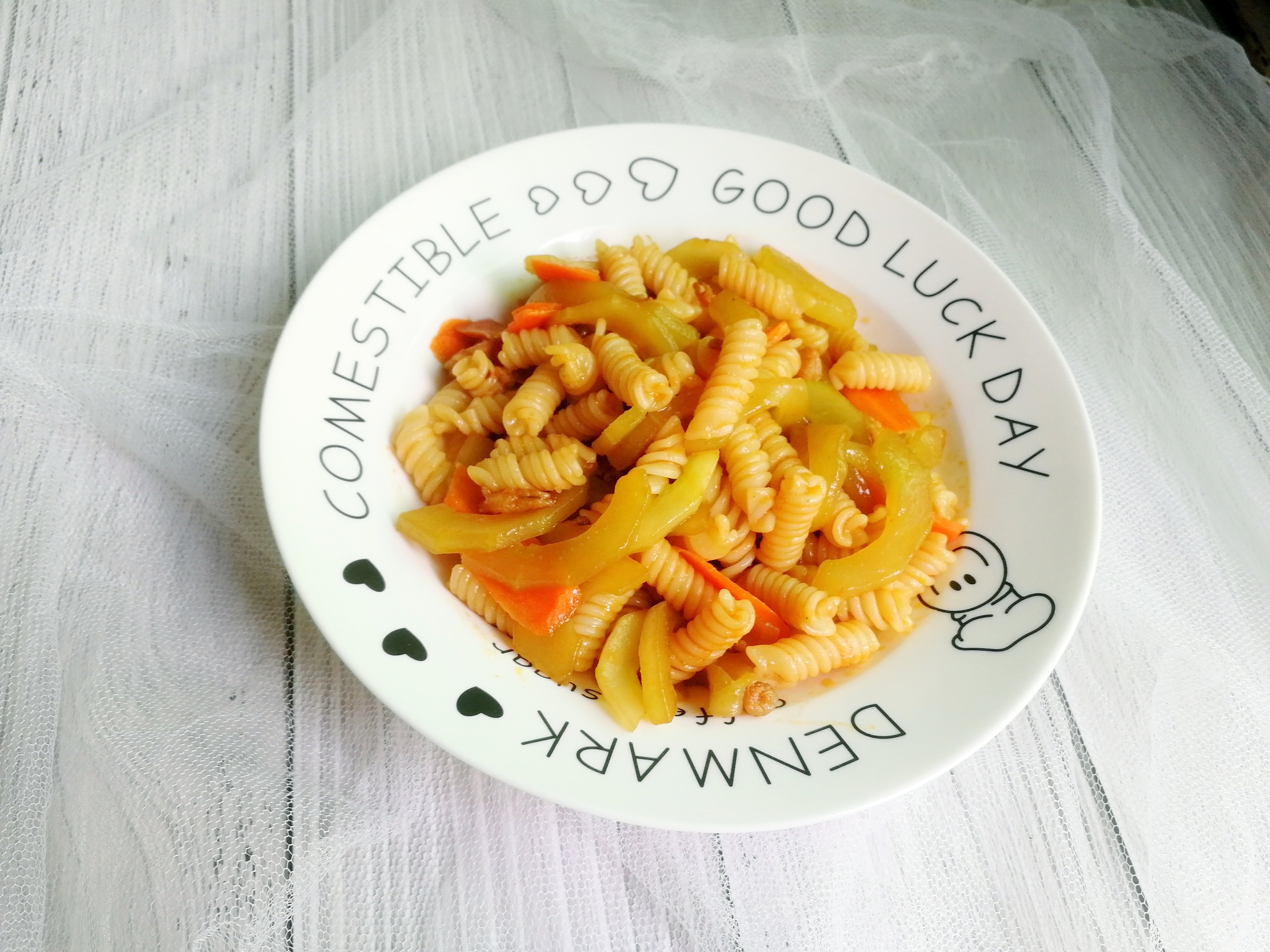 Stir-fried Spaghetti with Seasonal Vegetables