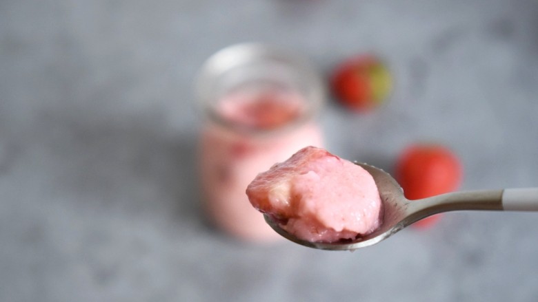 Strawberry Pudding