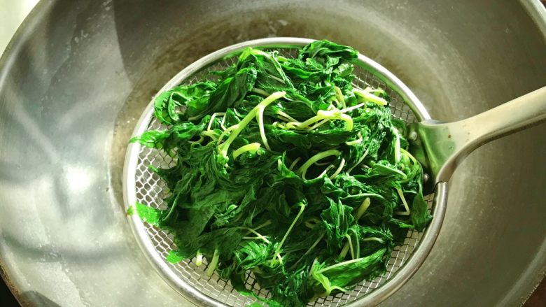 Chaoshan+fried sesame leaves