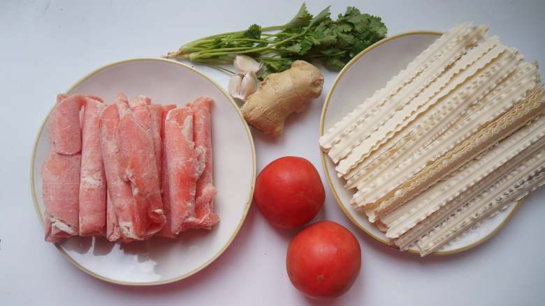 Tomato fat beef noodles