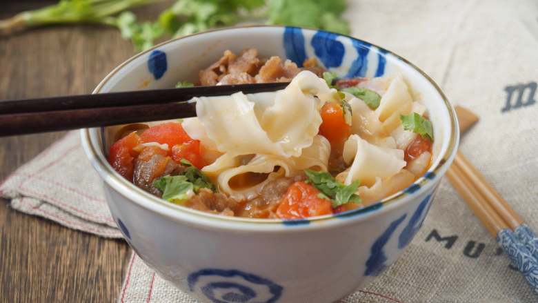 Tomato fat beef noodles