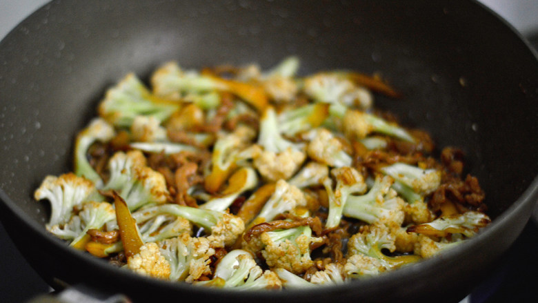 Dry Stir-fried Cauliflower