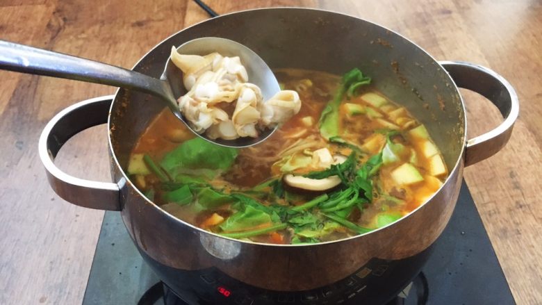 Shiwei Seafood (White Clam) Tofu and Miso Soup